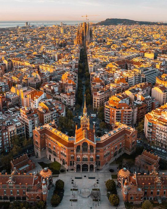 Barcelona City Break: Barcelona Skyline