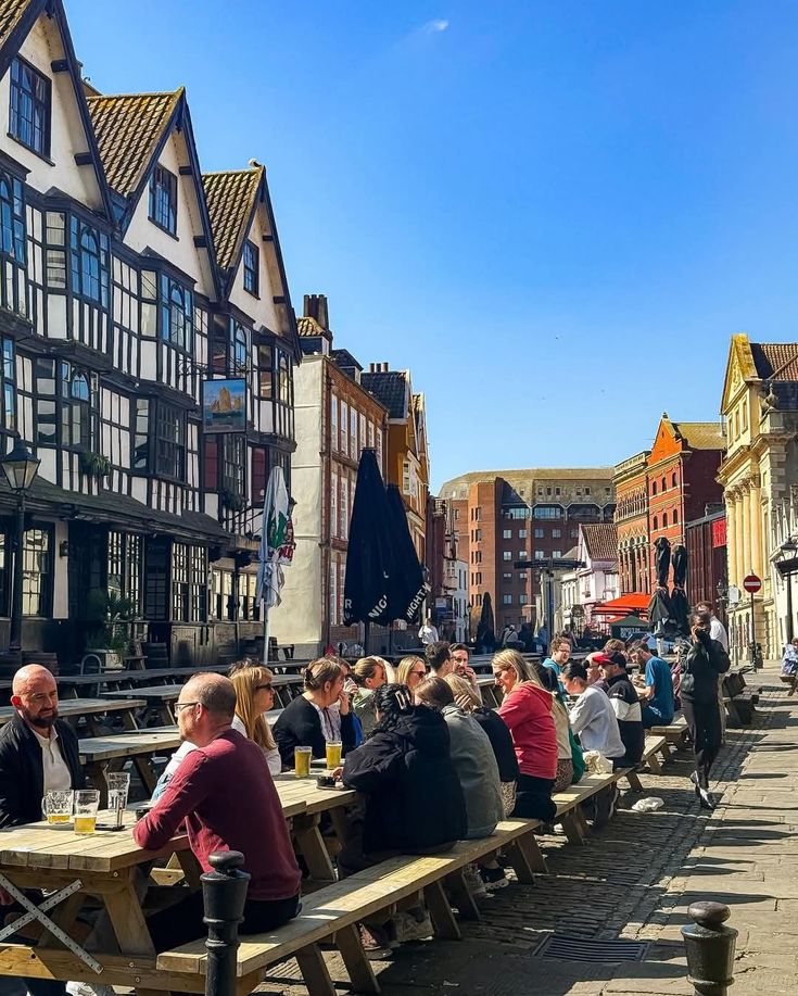 Bristol Tourism: King Street